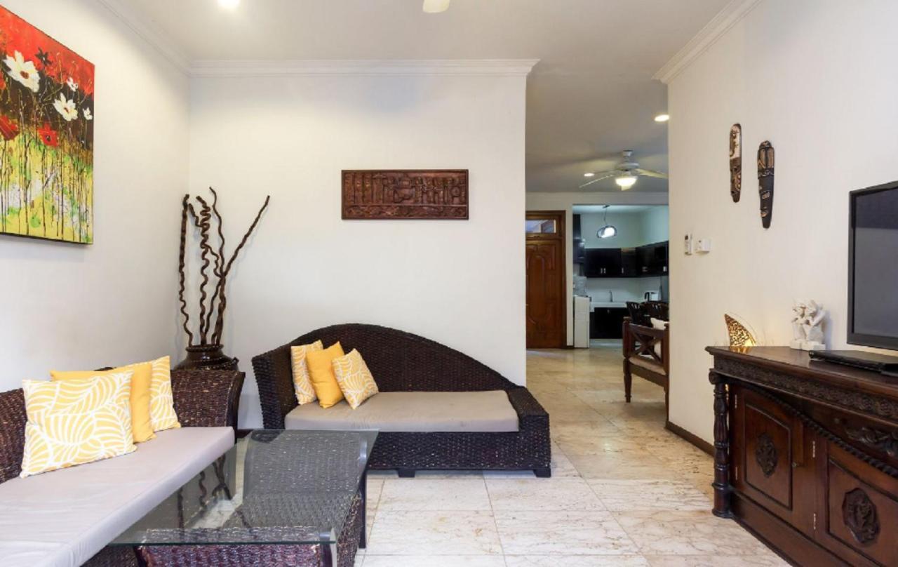 Kuta Holiday Villas Exterior photo