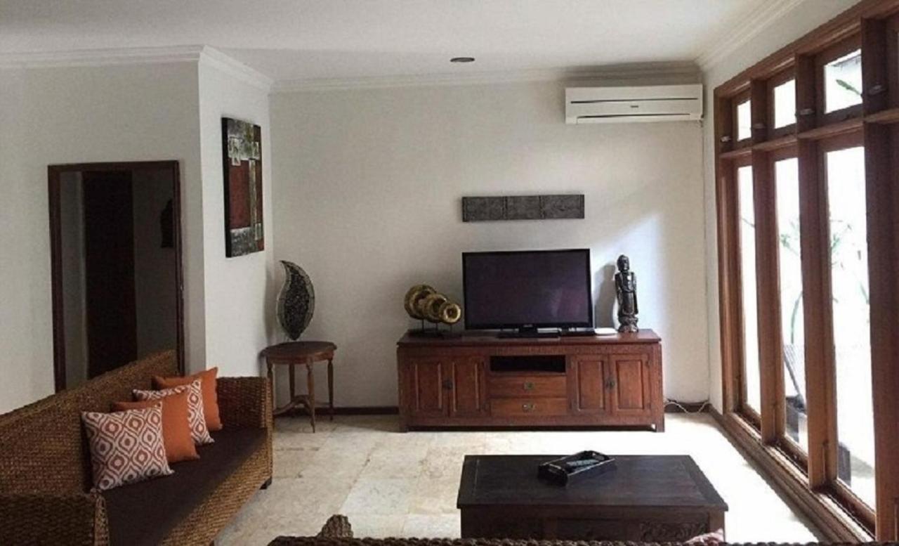 Kuta Holiday Villas Exterior photo